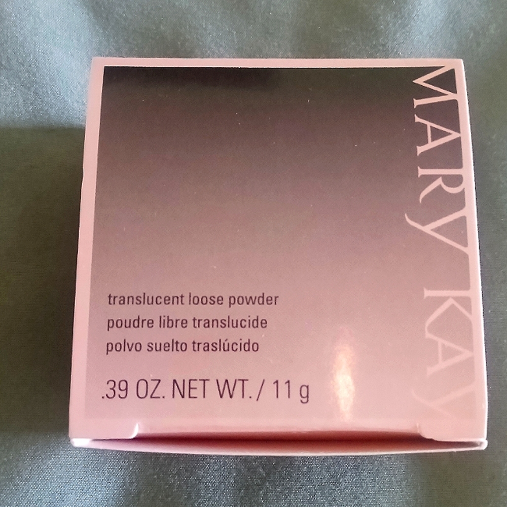 Translucent loose powder